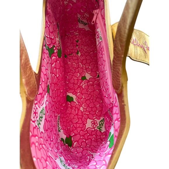 Lilly Pulitzer Woven Straw Tote Bag with Gold Trim - Picture 12 of 12